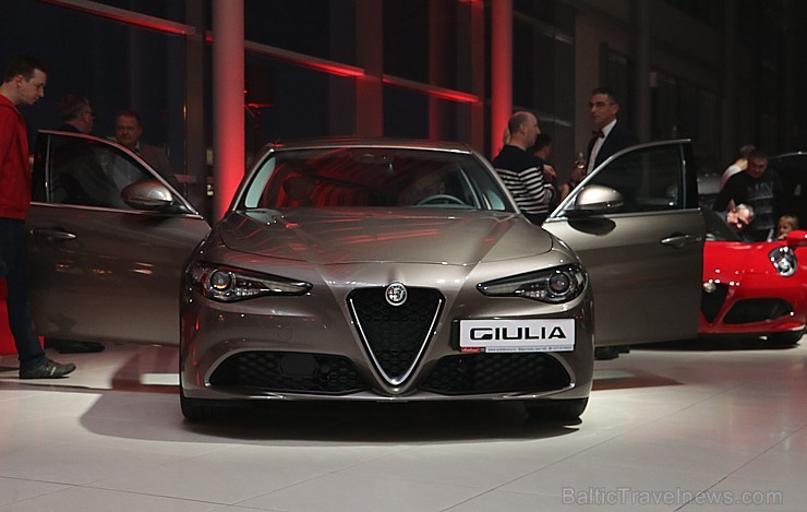 «Autobrava» prezentē 12.11.2016 vienu no ātrākajiem Eiropas automobiļiem «Alfa Romeo Giulia» 187774