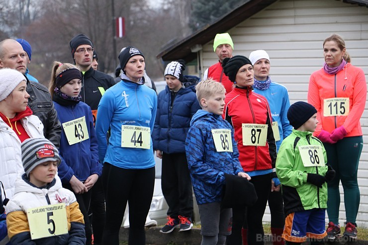 Latvijas dzimšanas dienu Rembate atzīmē ar 3 un 10 km skrējienu 
Foto atbalsts: Pulsometrs.lv 188126
