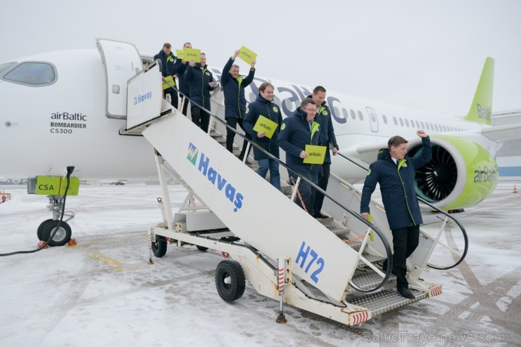 Rīga. Šodien, 2016.gada 30.novembrī Latvijas lidsabiedrība airBaltic Rīgā sagaidīja pasaulē pirmo Bombardier CS300 lidmašīnu. 188884