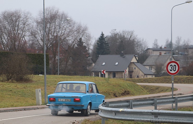 Skats uz rudenīgo Madonu no Travelnews.lv automobiļa sānu loga 188899