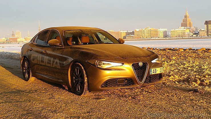 Travelnews.lv redakcija 3 dienas apceļo Vidzemi ar jauno Alfa Romeo Giulia 2.2 180 MJet AT Super 191127