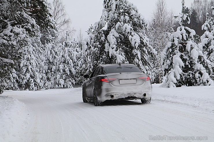 Travelnews.lv redakcija 3 dienas apceļo Vidzemi ar jauno Alfa Romeo Giulia 2.2 180 MJet AT Super 191131