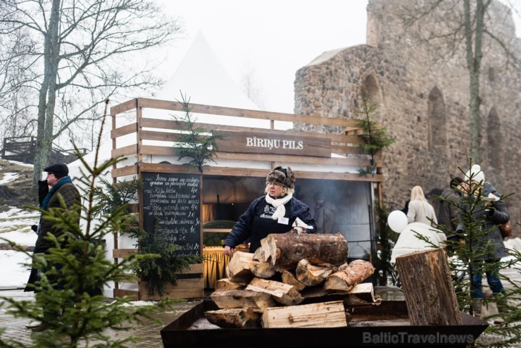 «Ziemas garšu svinēšana» Siguldā pulcē gardēžus no visas Latvijas. Foto autori - Oskars Briedis un Alberts Linarts 191717