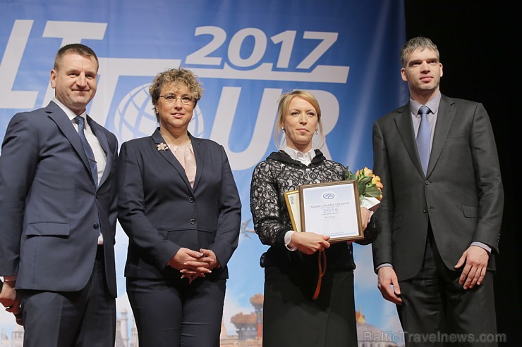 Izcilākie tūrisma profesionāļi ieraksta savu vārdu vēsturē - GADA CILVĒKS TŪRISMĀ 2016 192391