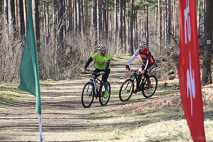 CSDD Biķernieku trase aicina skrējējus un velosipēdistus uz taku sezonas atklāšanu 194600