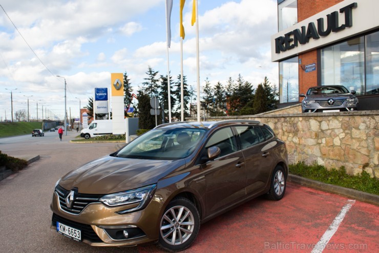 Renault Grandtour Kurzemes tūrē aicina iepazīt ģimenes vīna darītavu «Abavas» 196238