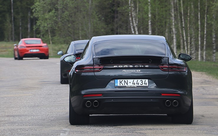 Travelnews.lv redakcija izbrauc «Porsche Road Tour» ar 8 spēkratiem un izbauda Vidzemes pavasari 197673