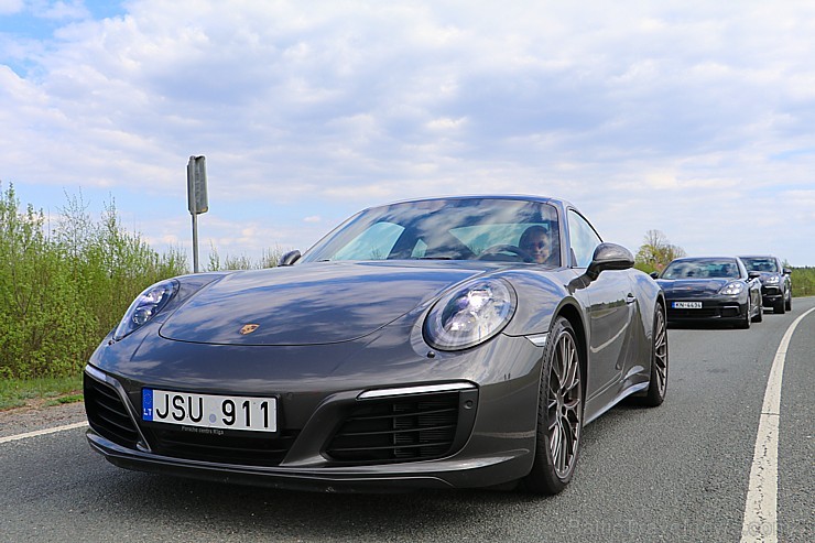 Travelnews.lv redakcija izbrauc «Porsche Road Tour» ar 8 spēkratiem un izbauda Vidzemes pavasari 197675