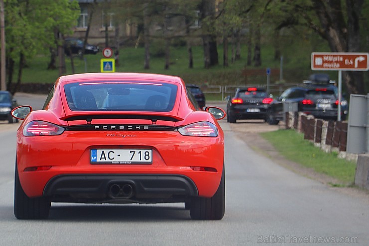 Travelnews.lv redakcija izbrauc «Porsche Road Tour» ar 8 spēkratiem un izbauda Vidzemes pavasari 197686