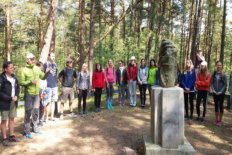 Tūrisma sezonu Liepājā uzsāk ar sauli, vēju, projekta 1836.lv  gājienu un Līvas ciema svētkiem 197945