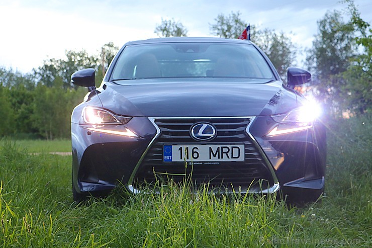 Travelnews.lv redakcija ar jauno «Lexus IS300H» apceļo Latgali un 4 dienās nobrauc 1000 km garu maršrutu 199081