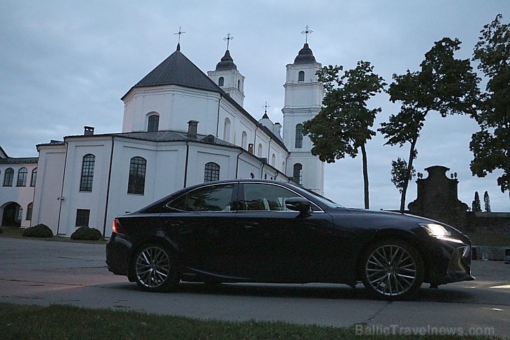 Travelnews.lv redakcija ar jauno «Lexus IS300H» apceļo Latgali un 4 dienās nobrauc 1000 km garu maršrutu 199100