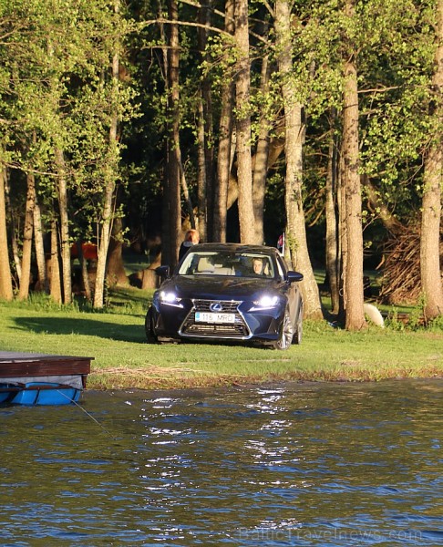 Travelnews.lv redakcija ar jauno «Lexus IS300H» apceļo Latgali un 4 dienās nobrauc 1000 km garu maršrutu 199141