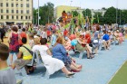Ar ziepju burbuļu salūtu Rīgā atklāj Centra sporta kvartāla rotaļu laukumu 26