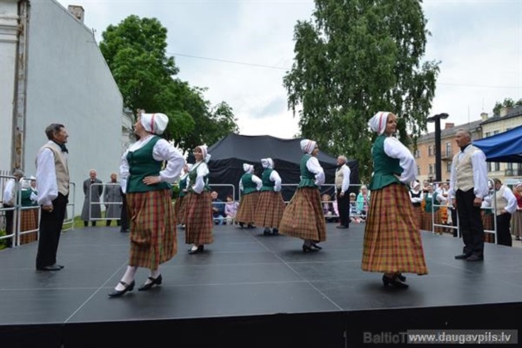 Daugavpilī  krāšņi un daudzveidīgi aizvadīti pilsētas svētki 200926