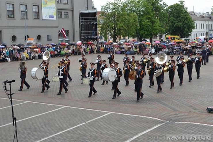 Daugavpilī  krāšņi un daudzveidīgi aizvadīti pilsētas svētki 200929