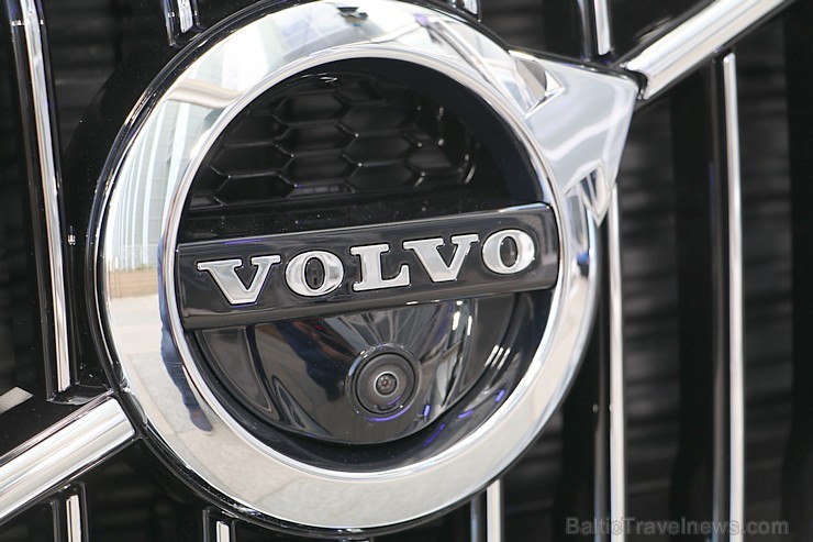«Mūsa Motors Rīga» prezentē jauno krosoveru Volvo XC60 201014