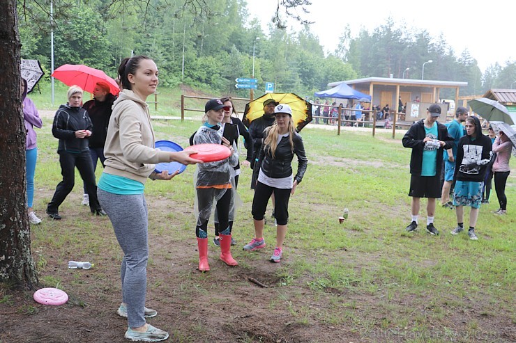 Latvijas Viesnīcu un restorānu asociācija pierāda izturību sporta spēlēs 201170