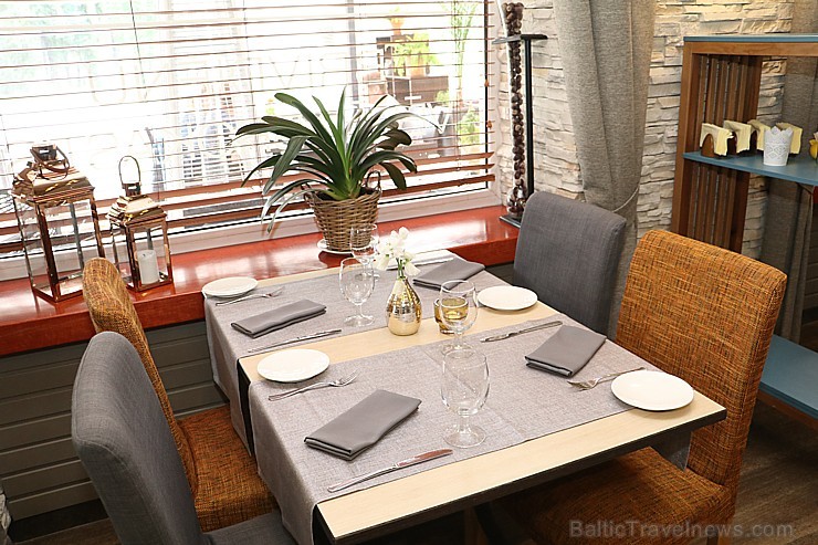 Travelnews.lv izbauda biznesa pusdienas ģimenes restorānā «Hercogs Mārupe» 201268