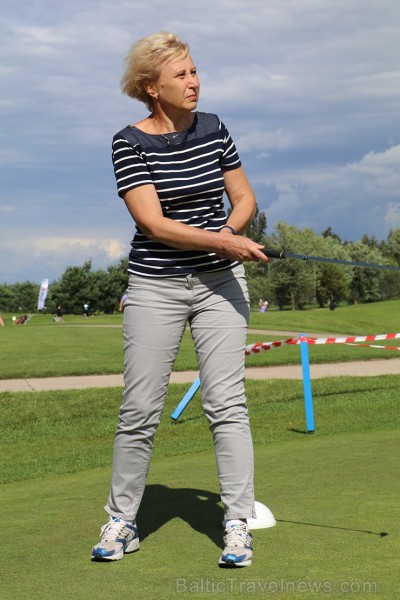 Travelnews.lv kopā ar «Turkish Airlines» mācās golfa klubā «Ozo Golf Club» spēlēt golfu 203954