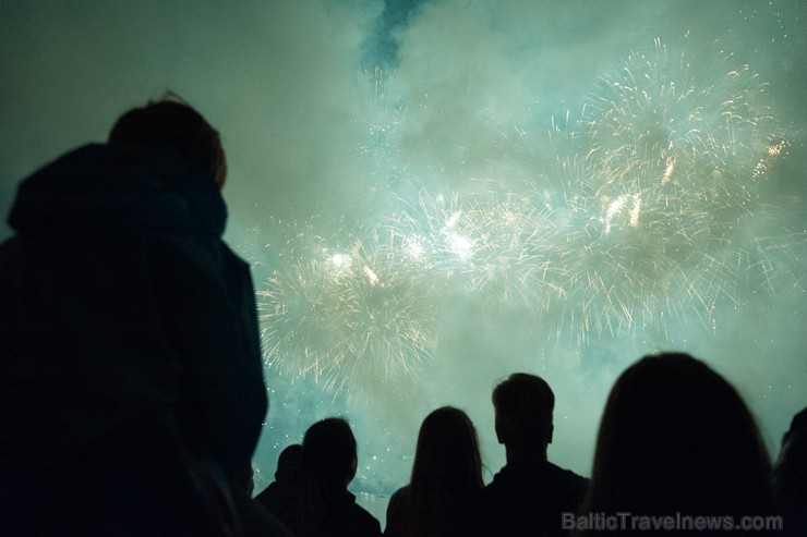 Rīgā daudzveidīgi un krāšņi aizvadīti «Rīgas svētki 2017» 205044