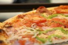 Mēbeļu namā tiek atklāta picēriju tīkla «Pica Lulū» jaunā ēstuve 6