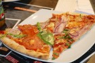 Mēbeļu namā tiek atklāta picēriju tīkla «Pica Lulū» jaunā ēstuve 10