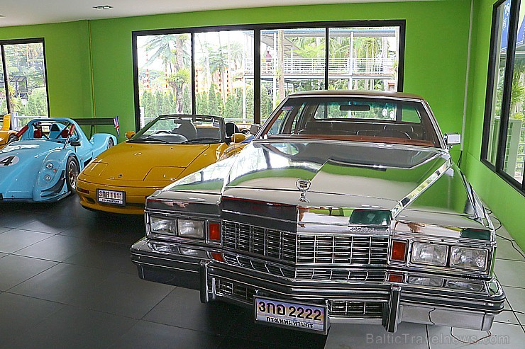 Pataijas Nong Nooch Botāniskajā dārzā ir apskatāms privāts auto muzejs. Atbalsta: «365 brīvdienas» 206056