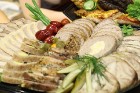 Baltijā lielākā pārtikas izstāde «Riga Food 2017» pārsteidz ar plašo piedāvājumu 28
