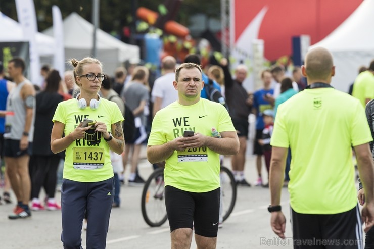 Rīgas centrā notiekošajā rudens skrējienā «We Run Riga» dalību ņem vairāk nekā 9000 skrējēju 206806