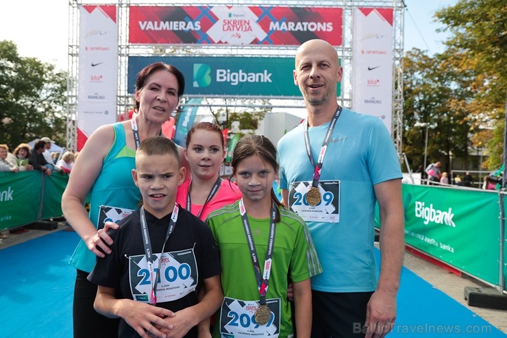 Brīvdienās aizvadīts 11. Valmieras maratons 207070