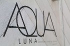 Atvasaras saule aicina rīdziniekus doties uz restorāna «Aqua Luna» terasi Andrejostā 30