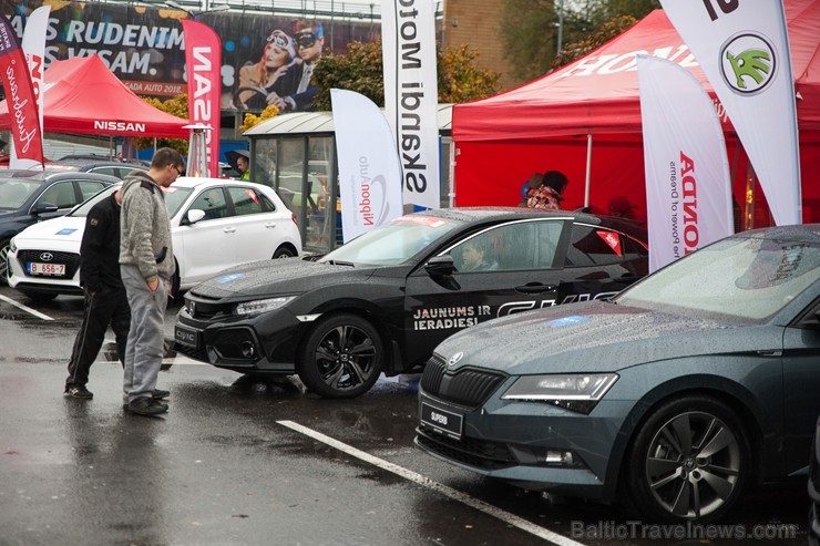 Rīgā aizvada «Latvijas Gada auto 2018» lielo testu dienu. 208936