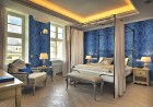 Vecrīgā durvis vērusi jauna franču stila viesnīca - «Hotel Le Chevalier» 8