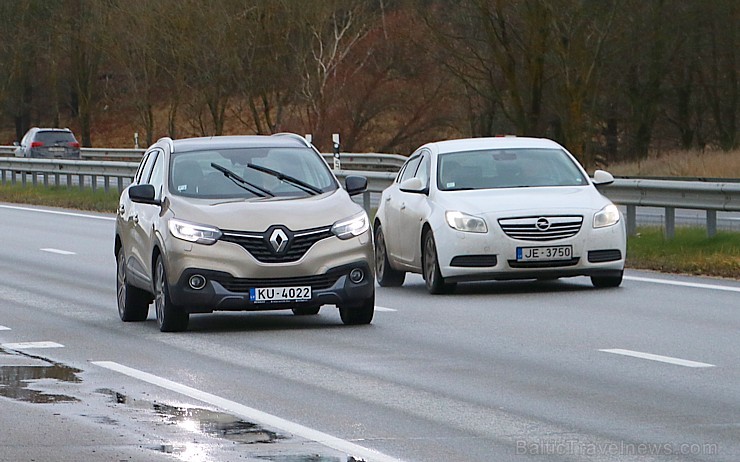Travelnews.lv dodas uz Lūznavas muižu Latgalē ar jauno krosoveru Renault Kadjar dCi 130 4x4 210955