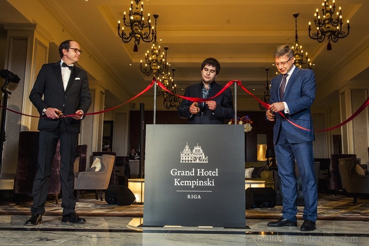 Rīgā oficiāli atklāj jaunu 5 zvaigžņu viesnīcu «Grand Hotel Kempinski Riga» 211890