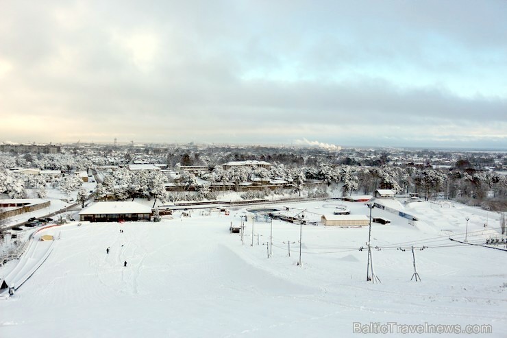 Ventspils «Lemberga hūtē» bauda sniegu, bet gaida salu, lai tas varētu noturēties 212879