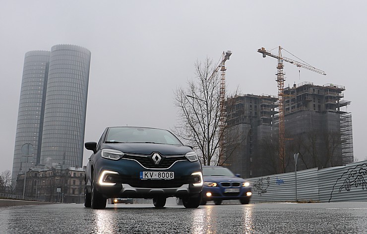 Travelnews.lv apceļo Latvijas galvaspilsētu ar Renault Captur 215222