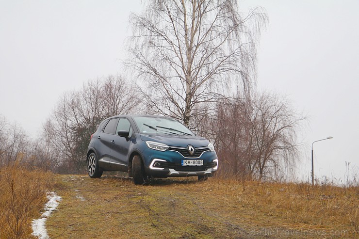 Travelnews.lv apceļo Latvijas galvaspilsētu ar Renault Captur 215227