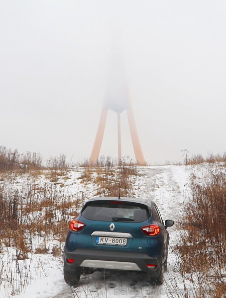 Travelnews.lv apceļo Latvijas galvaspilsētu ar Renault Captur 215233
