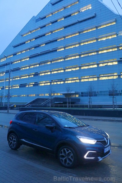 Travelnews.lv apceļo Latvijas galvaspilsētu ar Renault Captur 215245