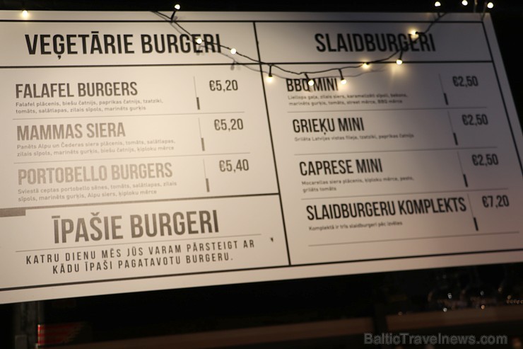 Travelnews.lv apmeklē un izgaršo Rīgas burgernīcu «Street Burgers» Blaumaņa ielā 218110