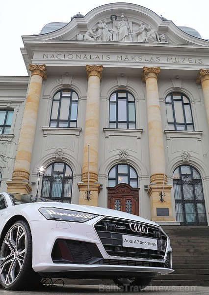 Latvijas Nacionālais mākslas muzejā jaunais «Audi A7 Sportback» prezentējas ar labāko šampanieti 218562