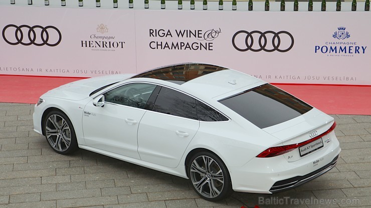 Latvijas Nacionālais mākslas muzejā jaunais «Audi A7 Sportback» prezentējas ar labāko šampanieti 218563