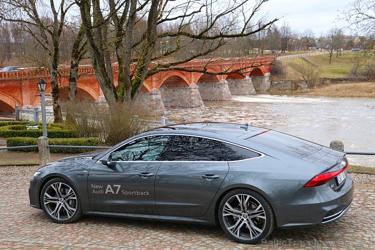 Travelnews.lv ar jauno «Audi A7 Sportback» apceļo Kurzemi un Kuldīgu 219073