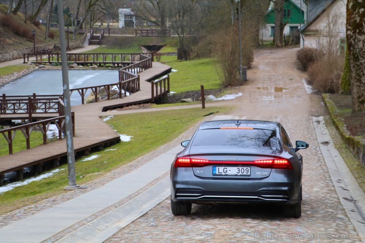 Travelnews.lv ar jauno «Audi A7 Sportback» apceļo Kurzemi un Kuldīgu 219090