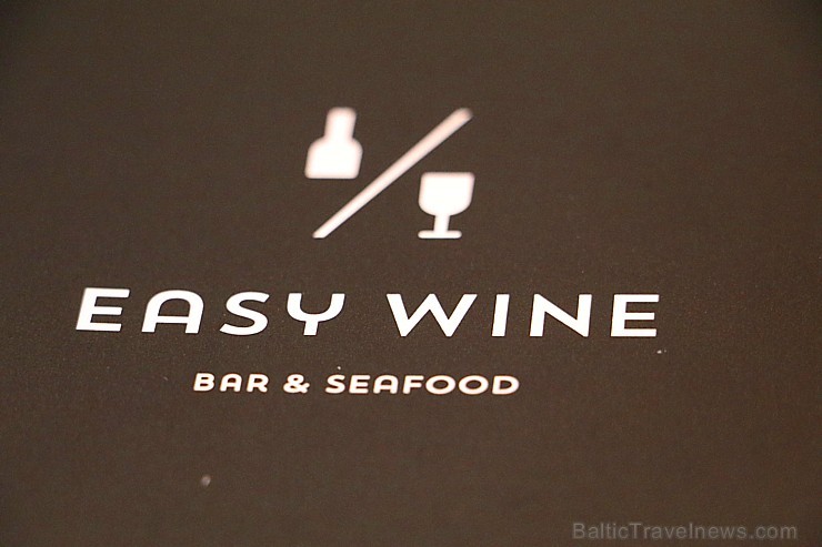 Travelnews.lv apmeklē restorānu - vīna bāru «Easy Wine» starptautiskajā lidostā «Rīga» 219778