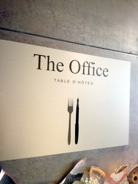 Urbānās Parīzes nekurienes vidū - mākslinieku mājā - meklējams smalks restorāniņš «The Office» 220446