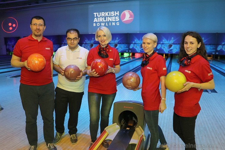 Lidsabiedrība «Turkish Airlines» rīko Latvijas tūrisma firmām divu dienu boulinga turnīru 221566
