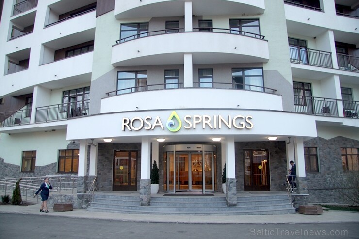 Travelnews.lv izbauda četrzvaigžņu «Rosa Springs» komfortu Sočos 221660
